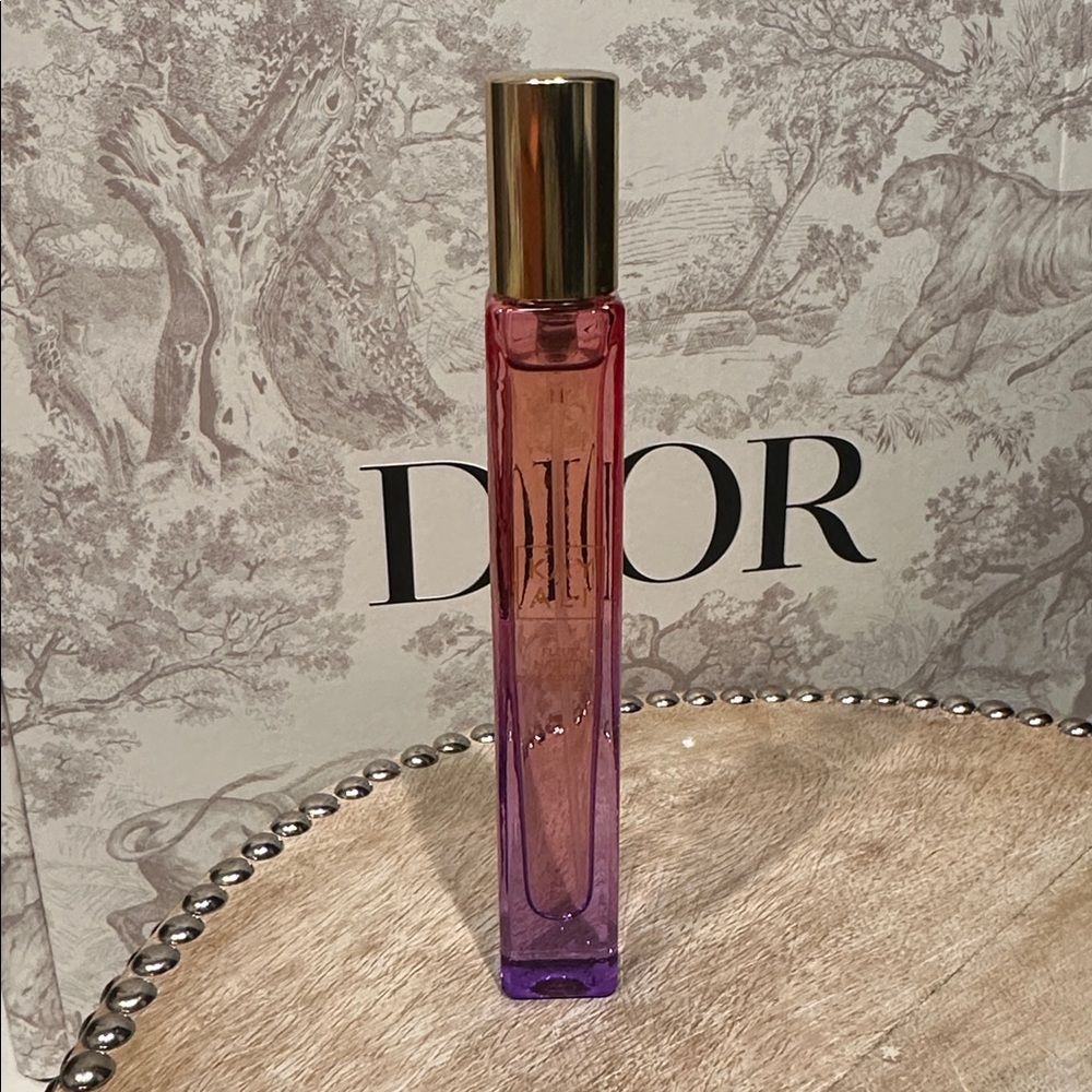 Kayali Fleur Majesty Travel Spray - Picture 2 of 4